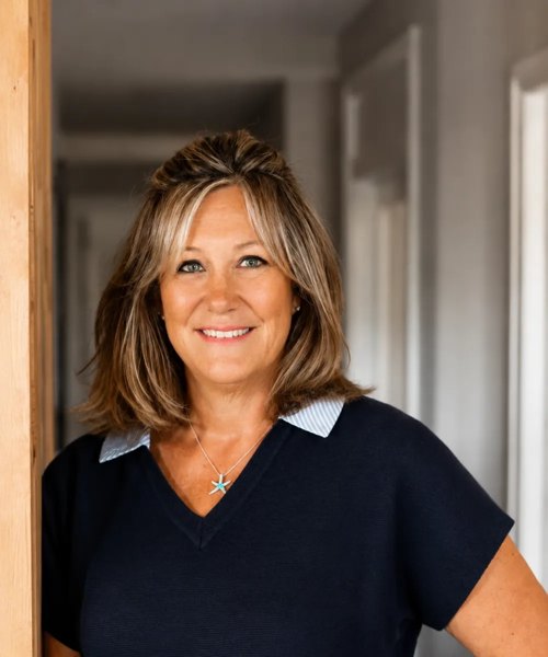Annette Olday, Financial Advisor